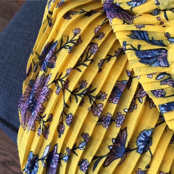 Banana Republic Factory Pleated Layer Skirt in Golden Yellow and Purple XS - Picture 2 of 5